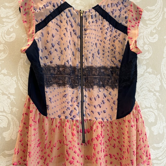 Anthropologie Maeve summer sheer top - Picture 2 of 4